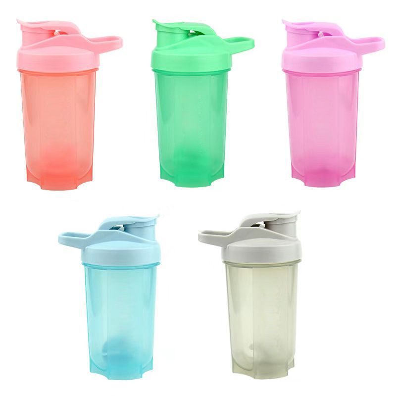 Unisex Bunte Shakerflasche mit Mischball Brehn