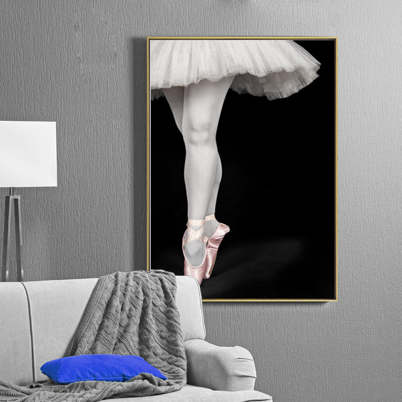 Brehn | Foto Ballet Mädchen Eingewickelte Leinwand Glam Stilvolle Texturierte Wandkunstdruck in Weiß