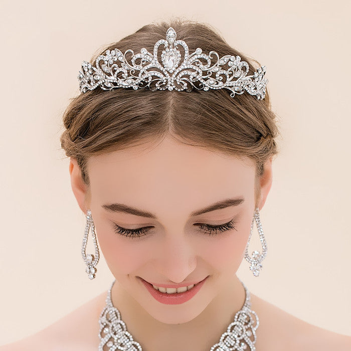 Damen Funkelnde Kristall-Tiara mit filigranem Design Brehn