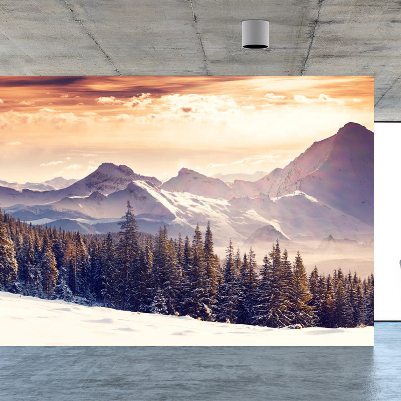 Brehn | Cloudrijke boslandschap muur tattoo hedendaagse non-woven wandbedekking in zachte kleuren
