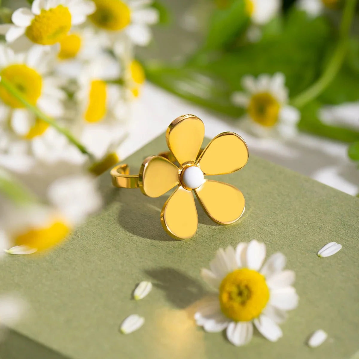 Brehn | 18k Zarte Daisy Blumenring