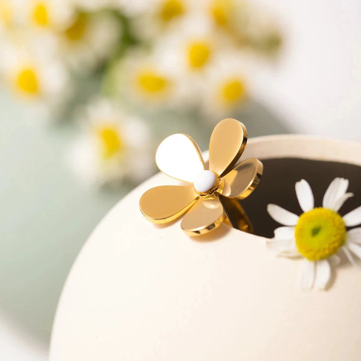 Brehn | 18k Zarte Daisy Blumenring