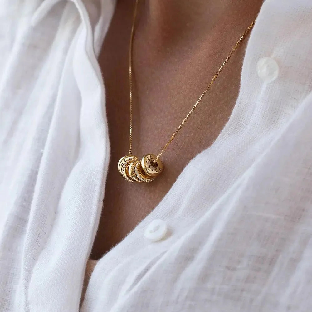 Brehn | 18k personalisierte Name zierliche Diamant Disc Halskette
