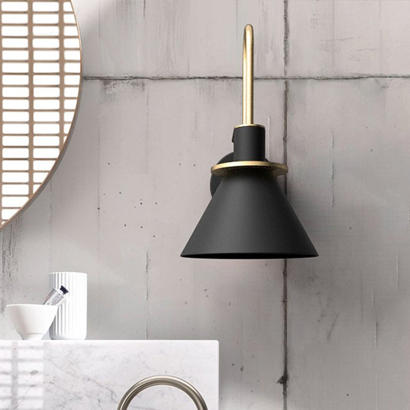 Schwarz/Weiß/Grün Kegel Wandlampe Macaron 1-Licht Metall Wandleuchte mit gebogenem Arm für Schlafzimmer, Warm/weißes Licht | Brehn
