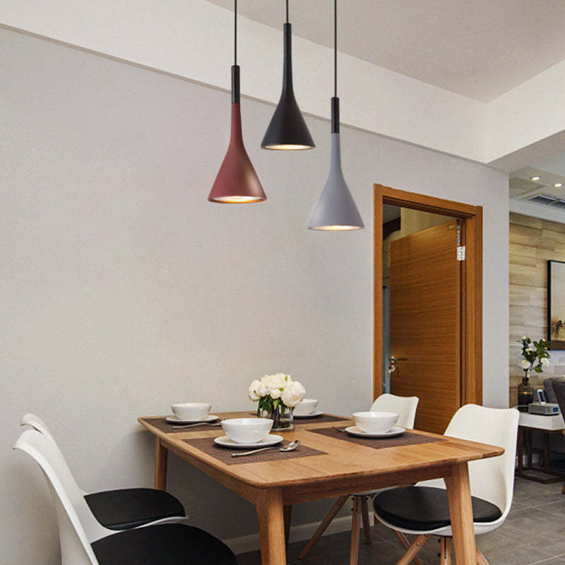 Moderne Dreiecks Pendelleuchte - Trionda | Brehn