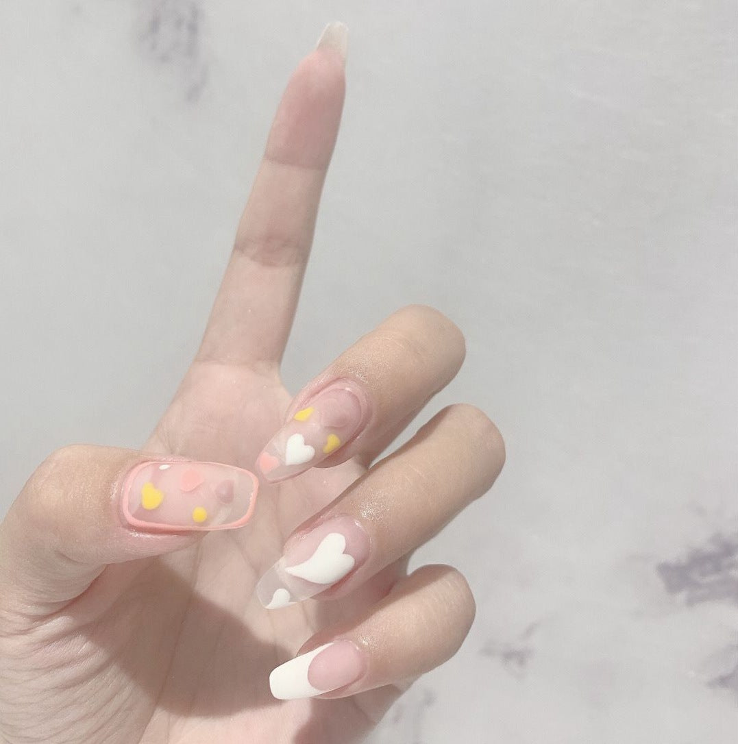Dekorative Herz-Nagelkunst-Tipps Brehn