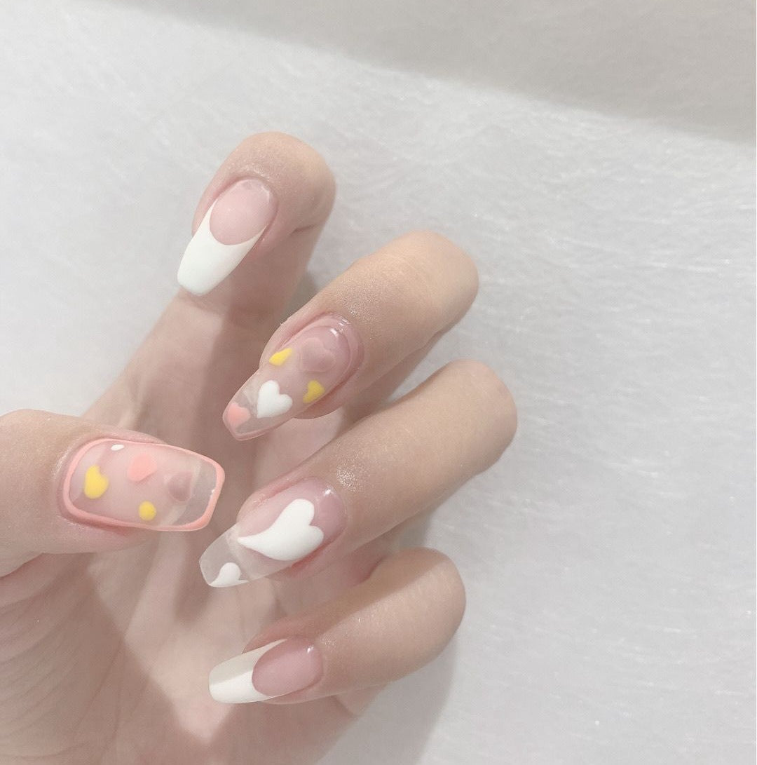 Dekorative Herz-Nagelkunst-Tipps Brehn