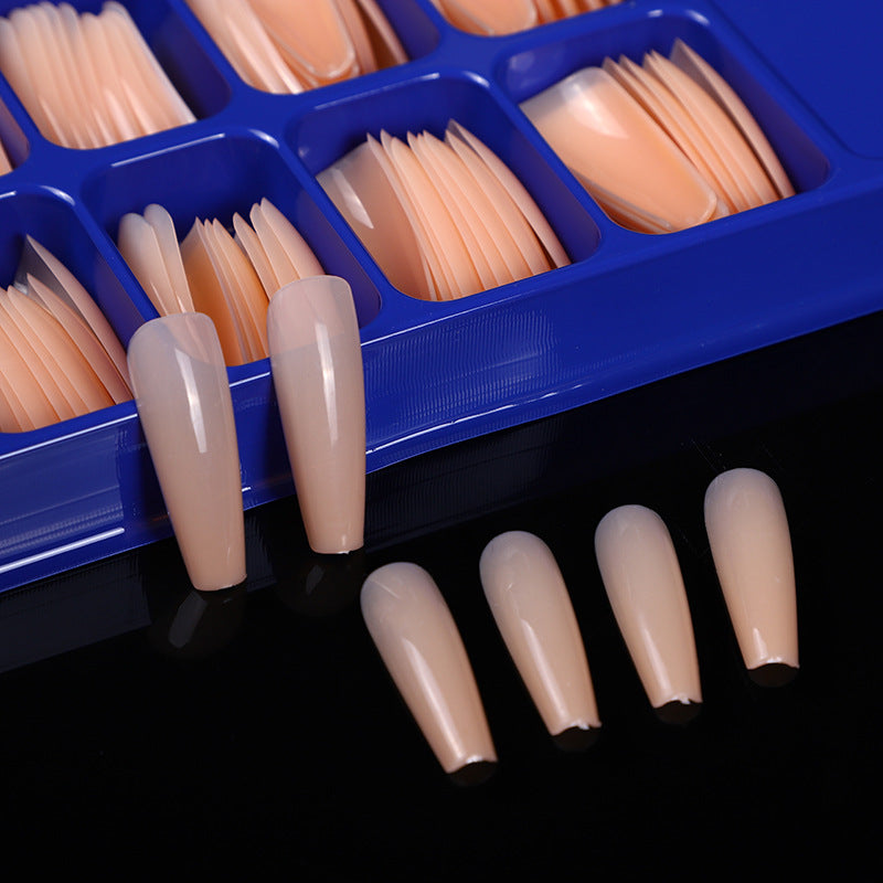 Kunstnägel Set mit verschiedenen stylischen Formen Brehn