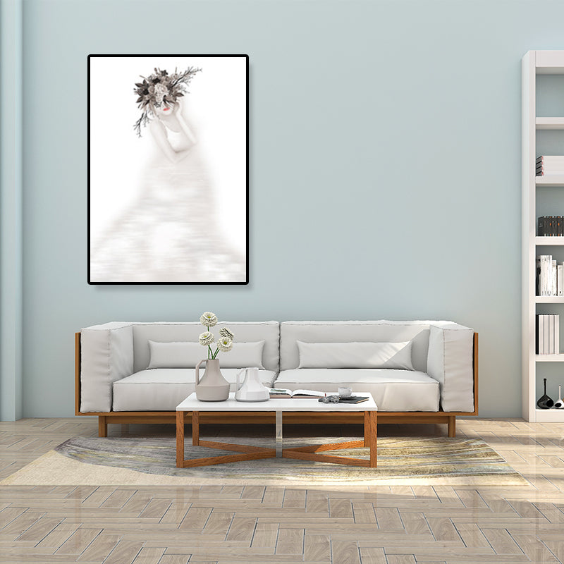 Brehn | Graues Figurenporträt Wandkunst Mädchen mit Kranz Minimalistischer Texturierter Leinendruck für das Schlafzimmer