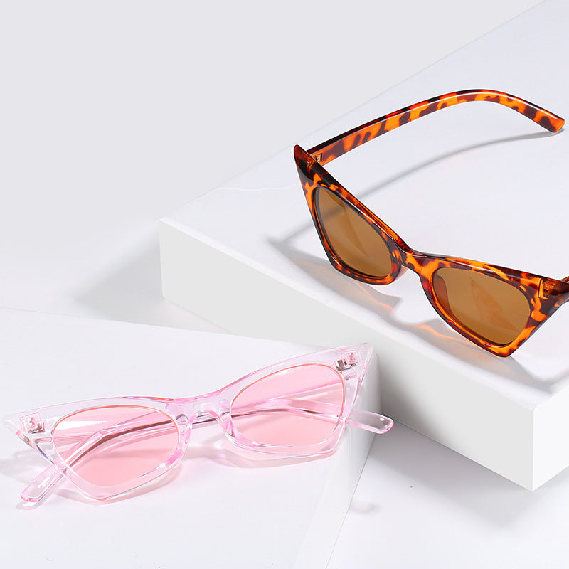 Damen Katzenaugen-Sonnenbrille mit kunstvollem Rahmen und UV-Schutz Brehn