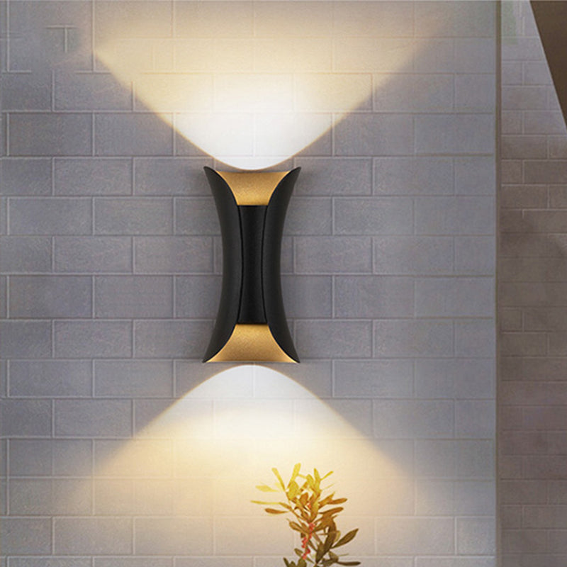 Klein/Groß Flackernde LED Wandleuchte Modern Metall 2 Glühbirnen Schwarz/Weiß/Weiß-Gold Auf Ab Licht für Terrasse | Brehn