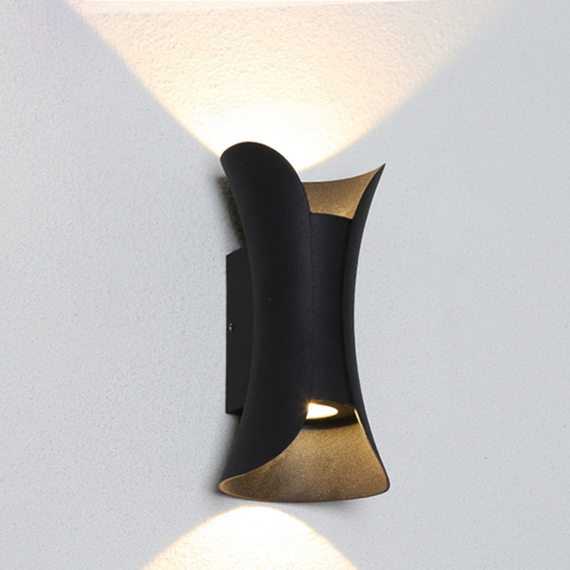 Klein/Groß Flackernde LED Wandleuchte Modern Metall 2 Glühbirnen Schwarz/Weiß/Weiß-Gold Auf Ab Licht für Terrasse | Brehn