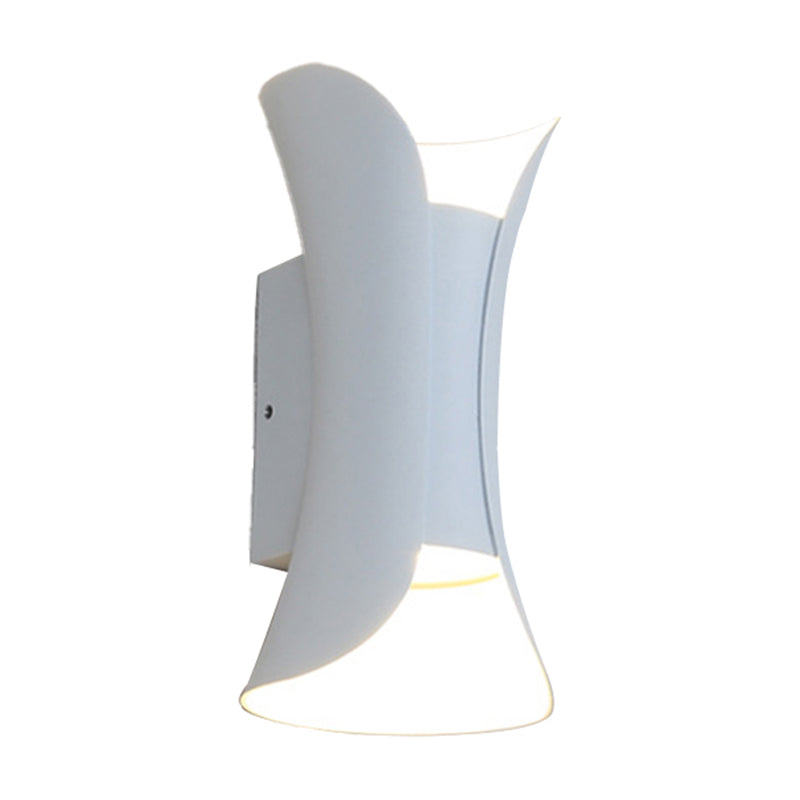 Klein/Groß Flackernde LED Wandleuchte Modern Metall 2 Glühbirnen Schwarz/Weiß/Weiß-Gold Auf Ab Licht für Terrasse | Brehn
