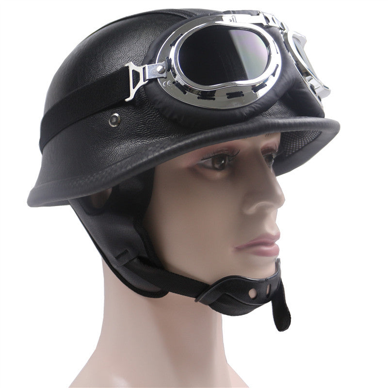Vintage-Leder-Motorradhelm mit Chrombrille Brehn