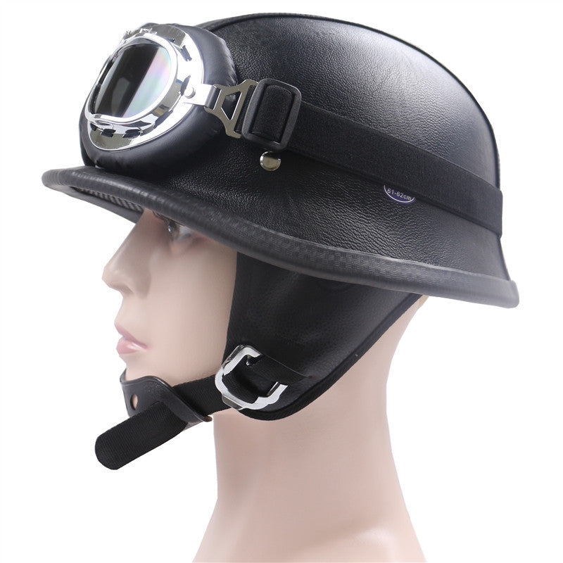 Vintage-Leder-Motorradhelm mit Chrombrille Brehn