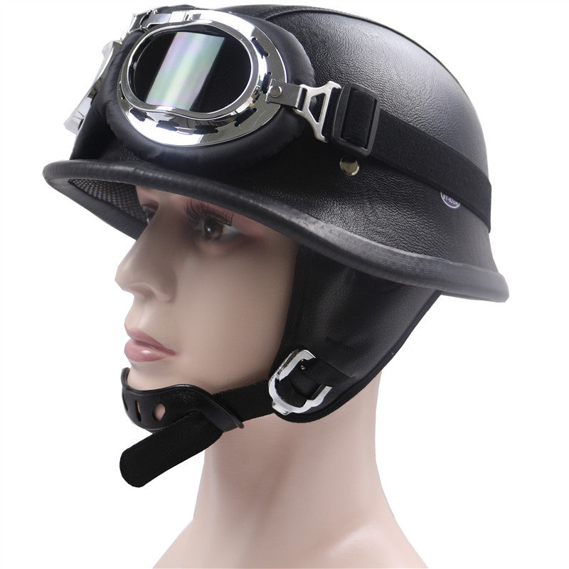 Vintage-Leder-Motorradhelm mit Chrombrille Brehn