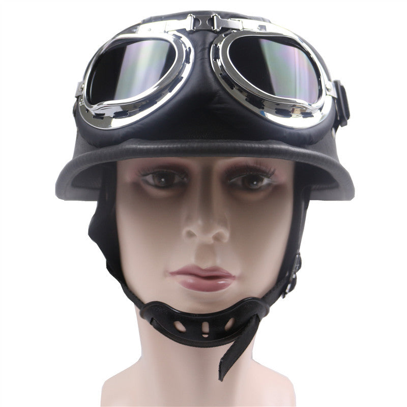 Vintage-Leder-Motorradhelm mit Chrombrille Brehn