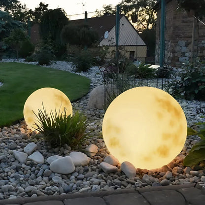 Gartenleuchte Mond Kugel – 16 Farben mit Fernbedienung, IP65 wasserdicht, Solar & USB aufladbar, bis 14 Stunden, außen & innen
