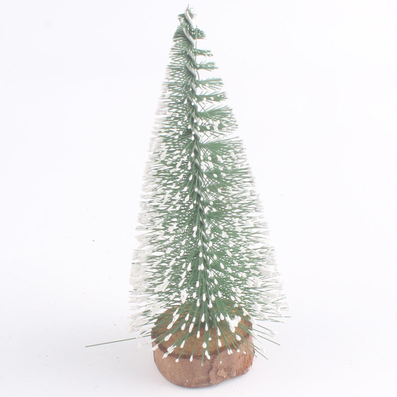 Mini-Weihnachtsbaum aus Kiefernnadeln
