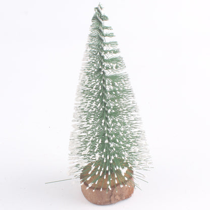 Mini-Weihnachtsbaum aus Kiefernnadeln