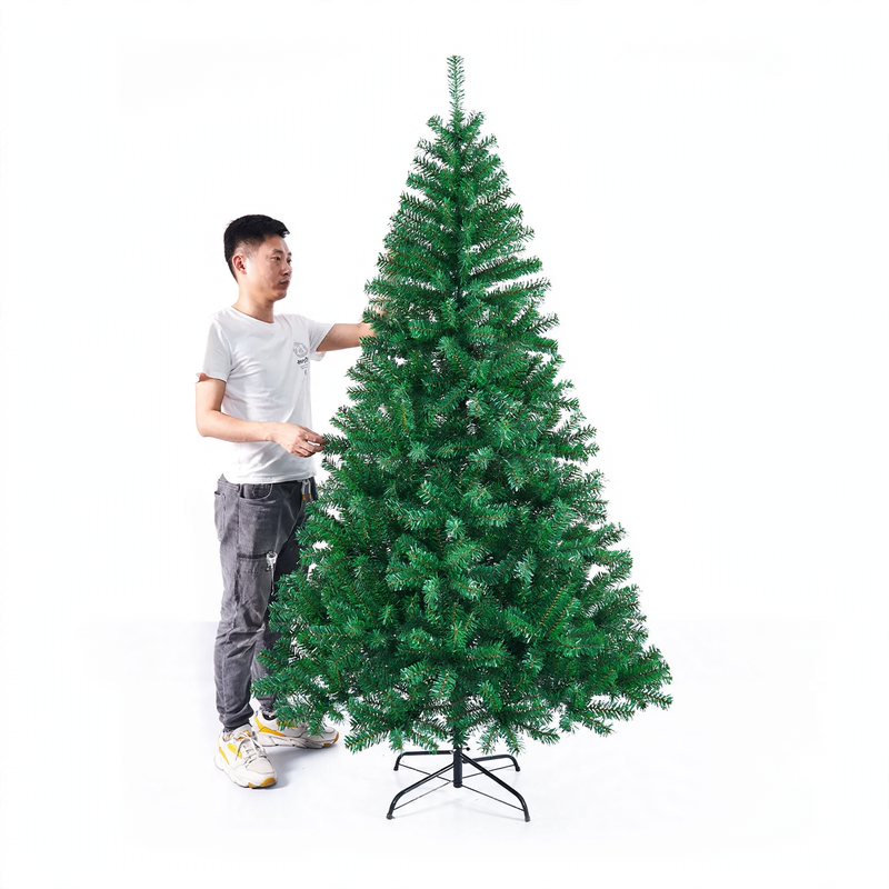Künstlicher Weihnachtsbaum mit Beflockung