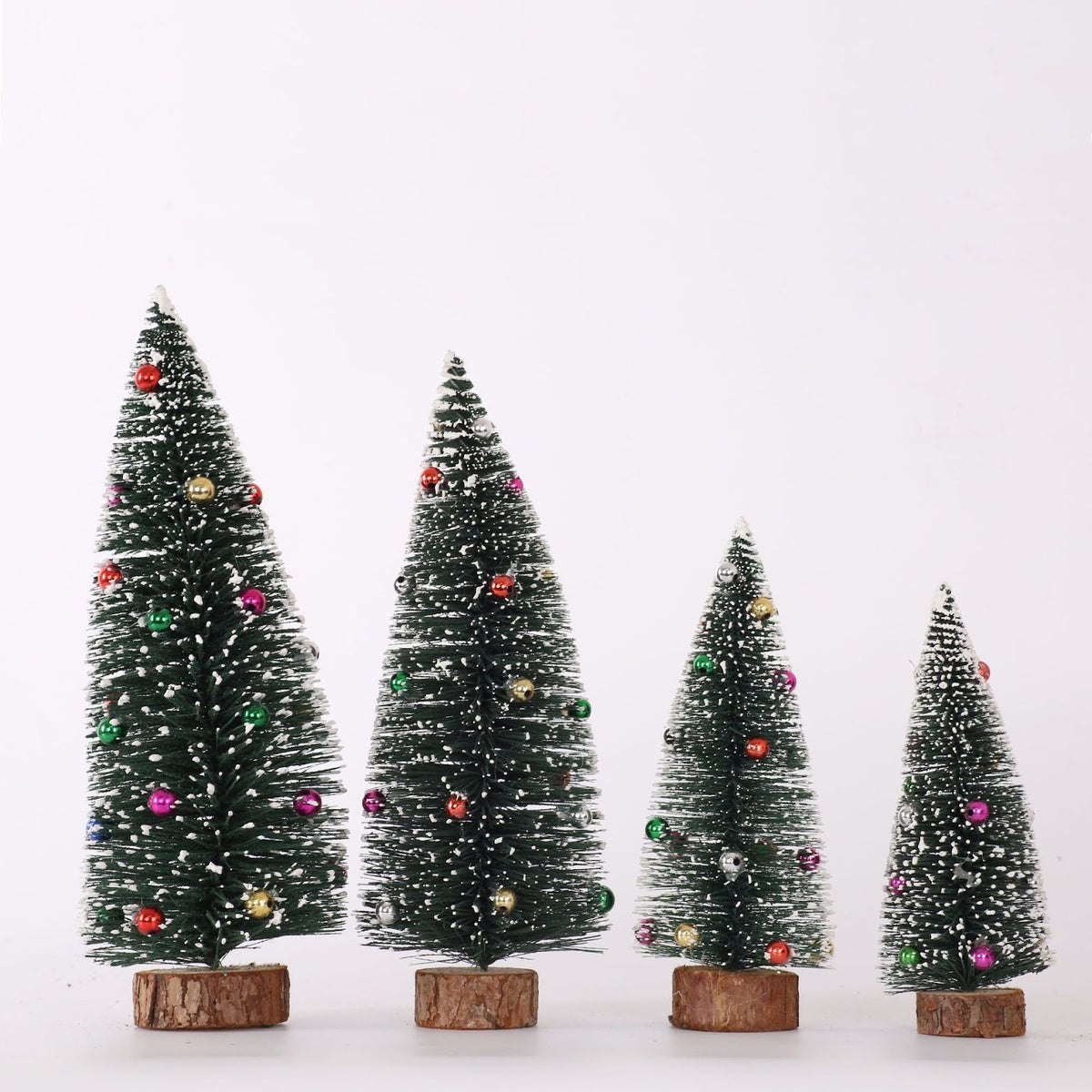 Mini-Weihnachtsbaum mit Schnee-Optik