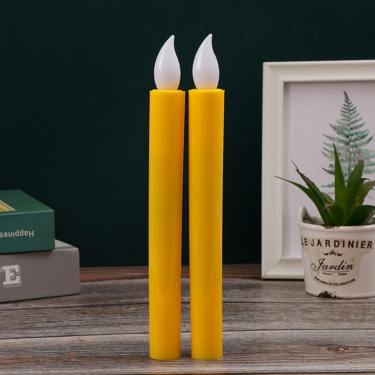 Zylindrische LED-Stabkerze aus Kunststoff