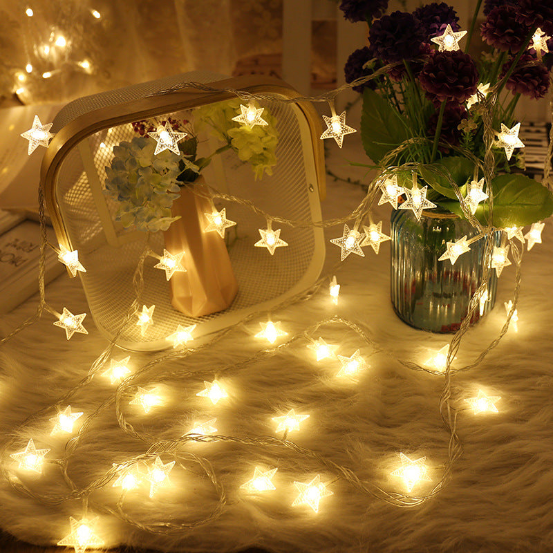 LED-Lichterkette mit verschiedenen Dekorelementen