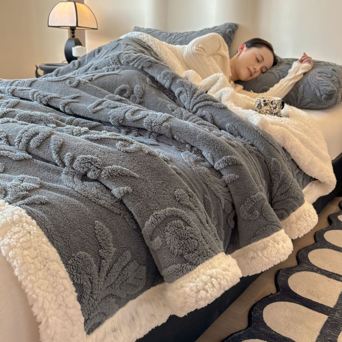 Jacquard-Wohndecke mit Lammfleece