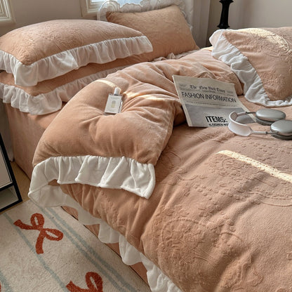 Flauschiges Milchfaser-Fleece Bettwäsche-Set mit Spitzenbesatz