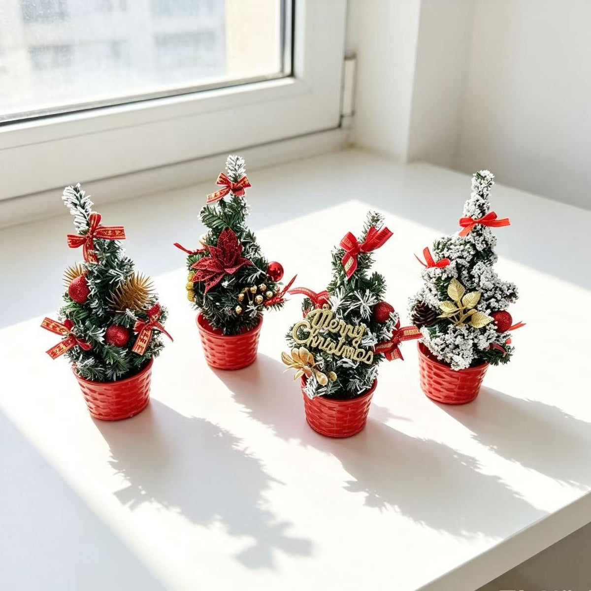 Mini-Weihnachtsbaum mit LED-Beleuchtung, 20 cm