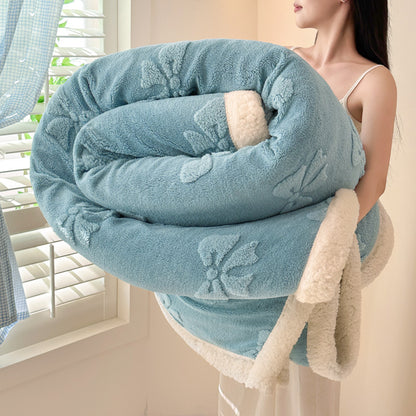 Doppellagige Jacquard-Kuscheldecke mit Lammfleece-Optik