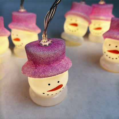 LED-Lichterkette mit Weihnachtsmotiven für festliche Dekoration