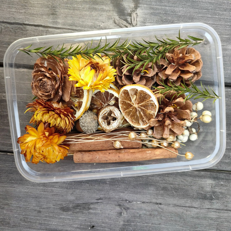 Glasgefäß für Duftöl und Trockenblumen