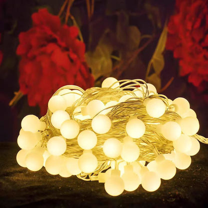 LED-Lichterkette mit Kugeln für stimmungsvolle Dekoration