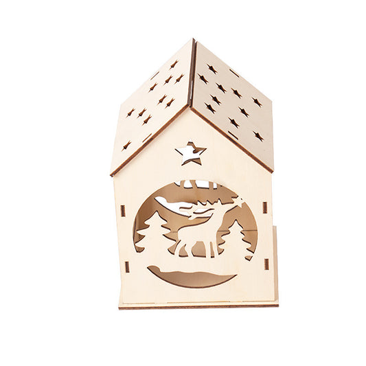 Dekoratives Holzhaus mit weihnachtlichen Motiven