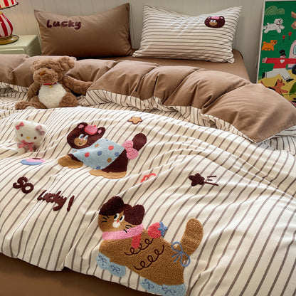Baumwoll-Bettwäsche-Set mit Cartoon-Stickerei