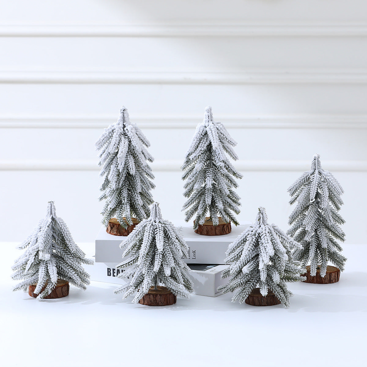 Mini-Weihnachtsbaum in Tannenform, 30 cm