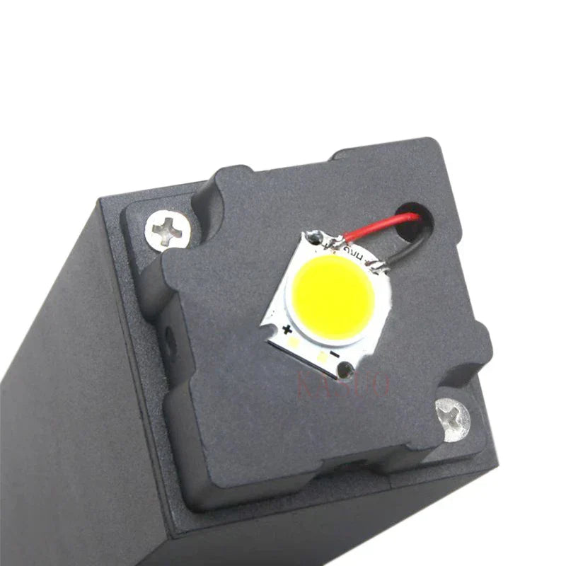 Moderne Gartenlampe aus Aluminium - Wetterfeste LED Außenbeleuchtung | Brehn