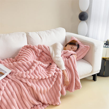 Wärmende Kuscheldecke in Kaninchenfell-Optik