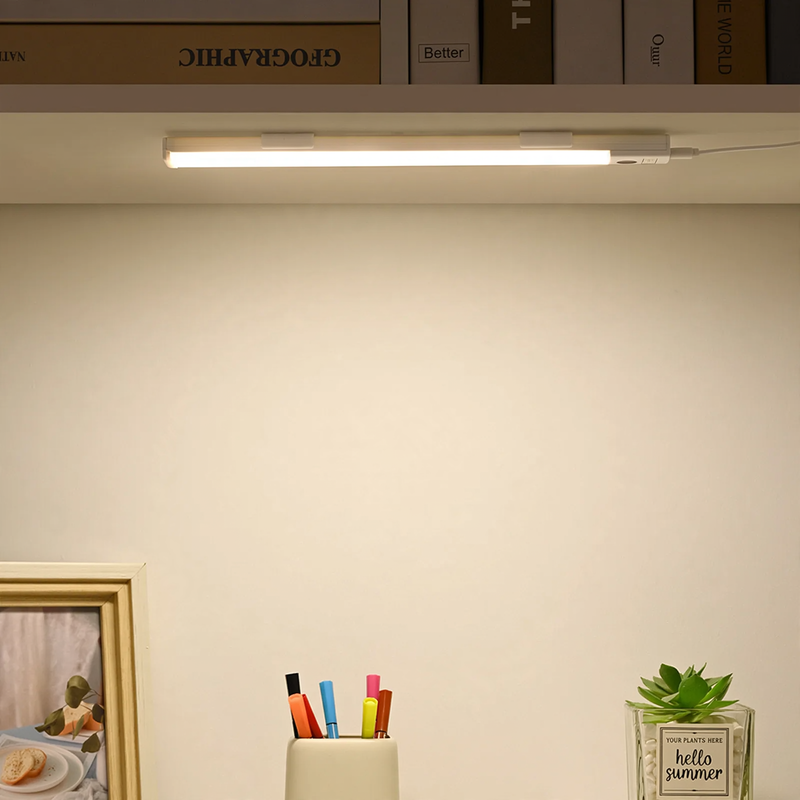 Vollspektrum-LED-Lichtleiste für Schreibtisch und Wohnheim