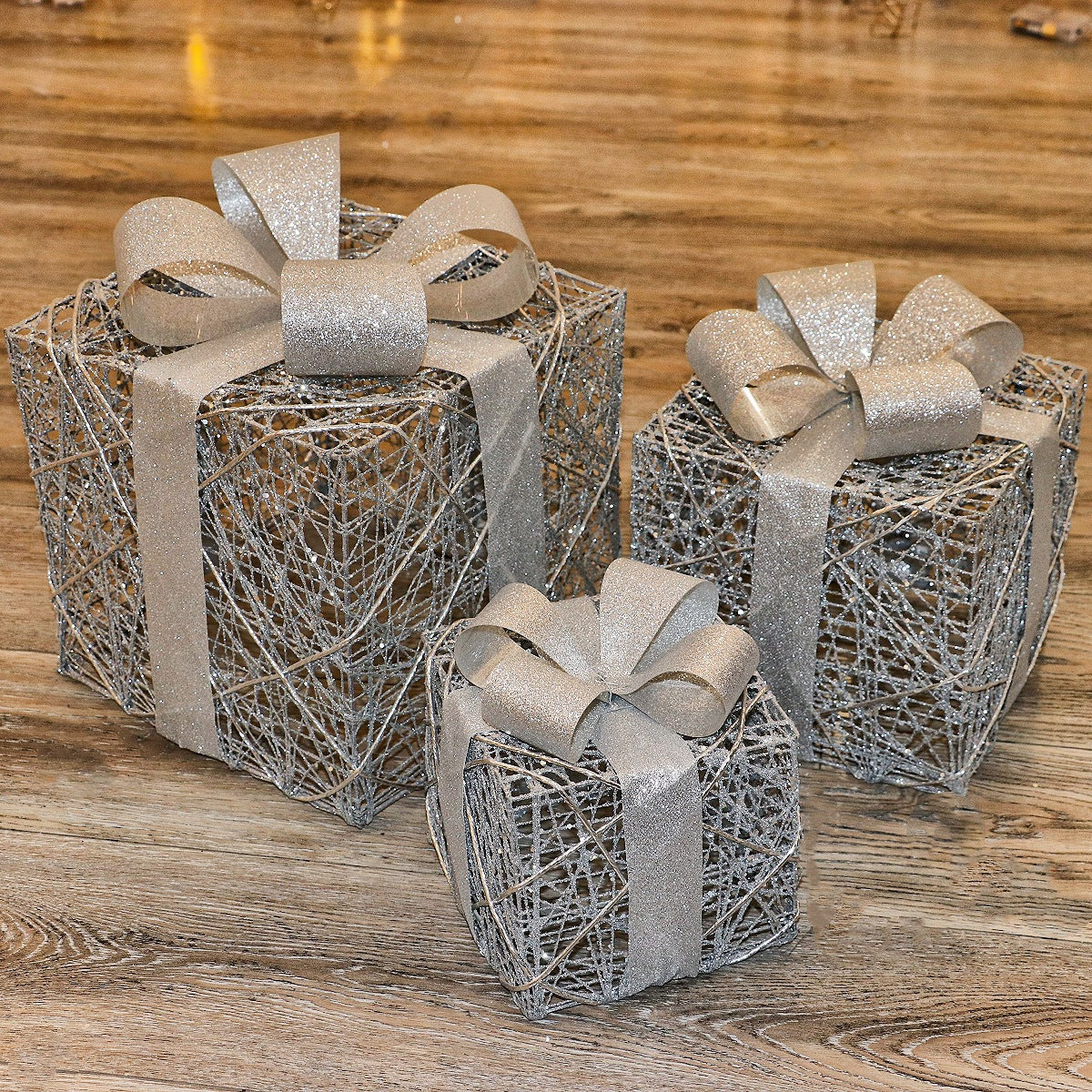 Beleuchtetes Weihnachts-Geschenkbox-Set aus Eisen