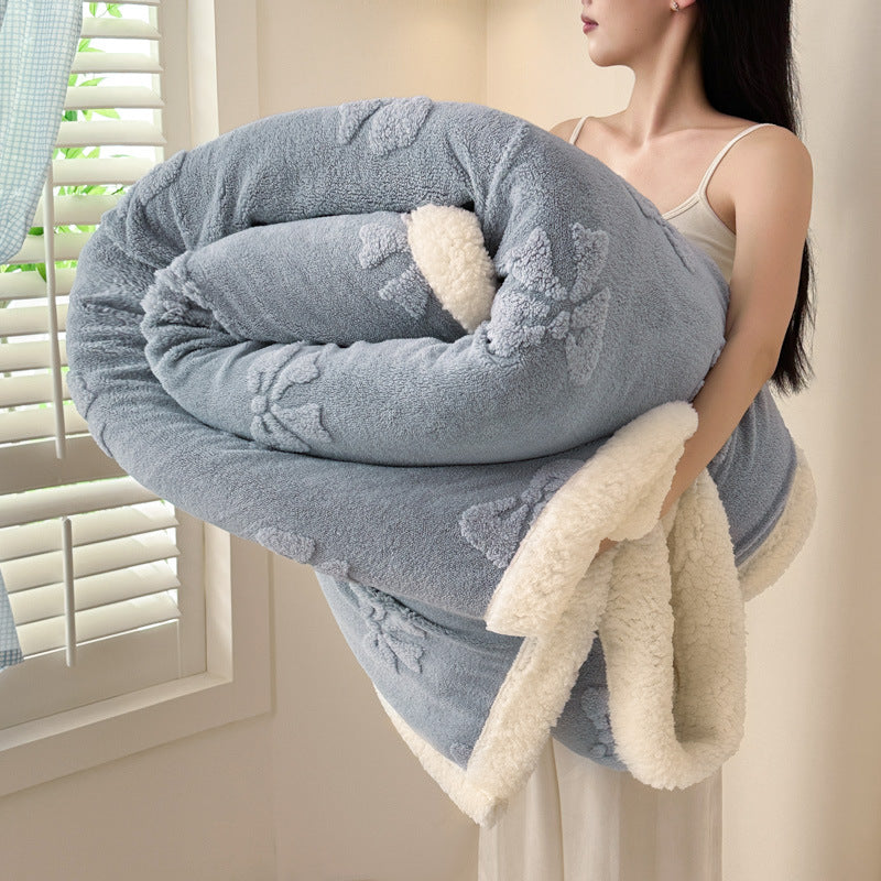 Doppellagige Jacquard-Kuscheldecke mit Lammfleece-Optik