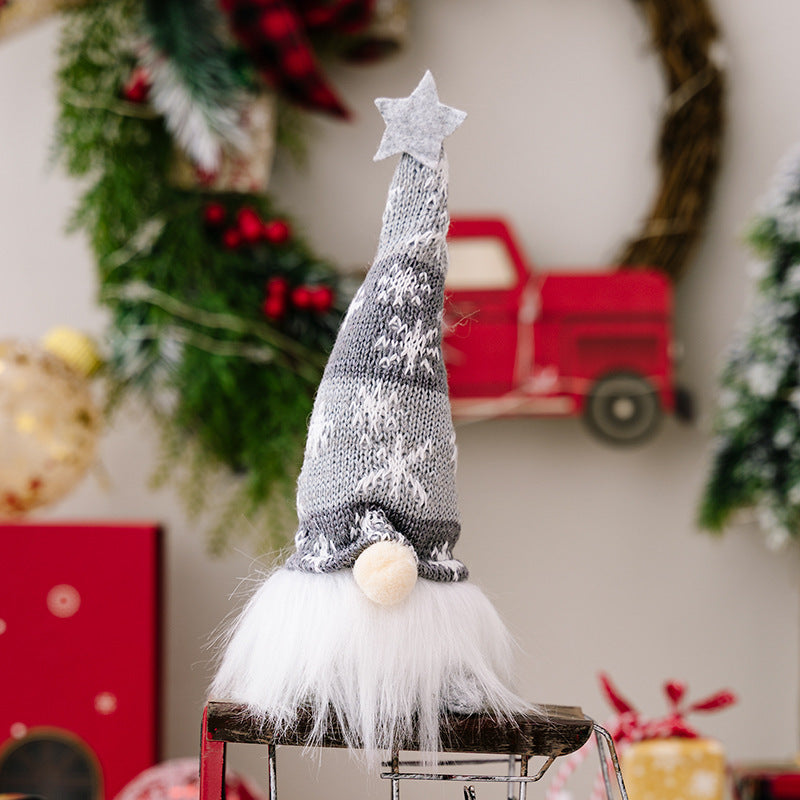 Beleuchtete Weihnachts-Zwergenfiguren mit Strickmütze