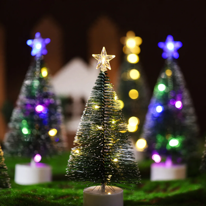 Mini-Weihnachtsbaum aus Kiefernnadeln, 17 cm