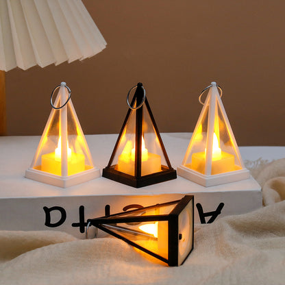 Dekorative LED-Laterne im Dreiecksdesign für festliche Anlässe