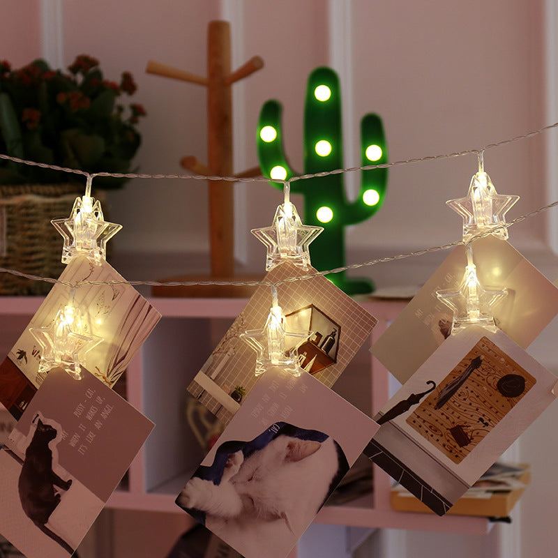 LED-Lichterkette mit verschiedenen Dekorelementen