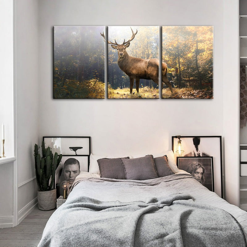 Majestätischer Hirsch im Wald - Canvas Wandkunst Gemälde 3 Teile