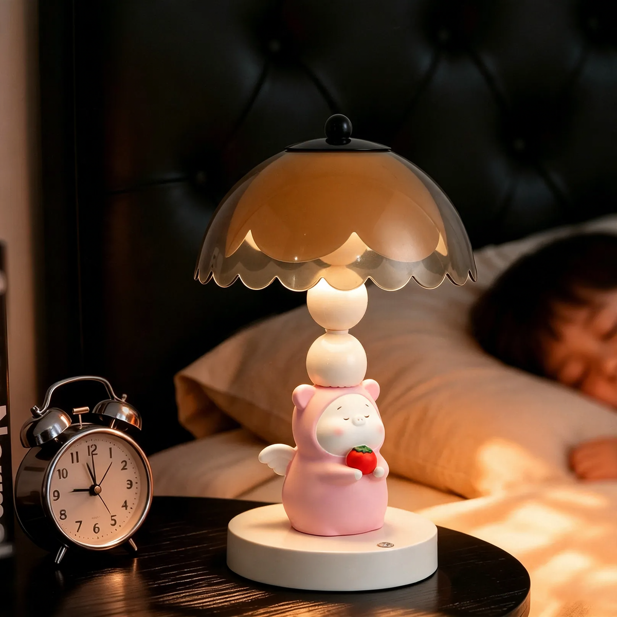 Engel-Schweinchen-Tischlampe