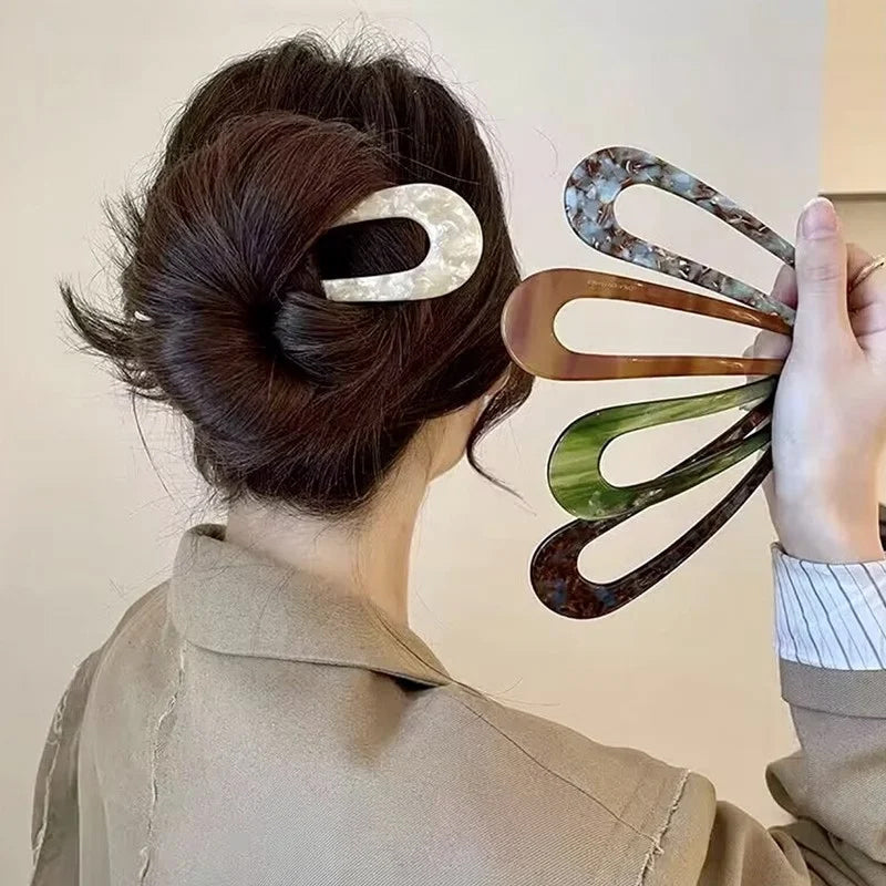 Brehn | PinTwist Sleek Hair Styling
